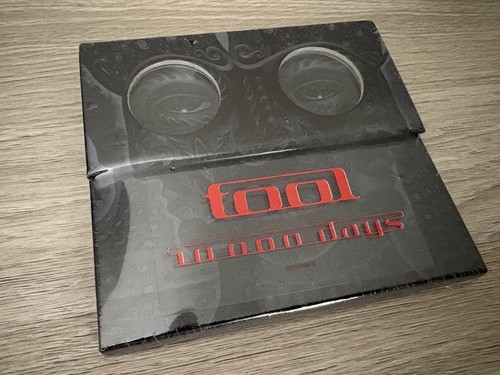 Tool 000 days - tool, 2006